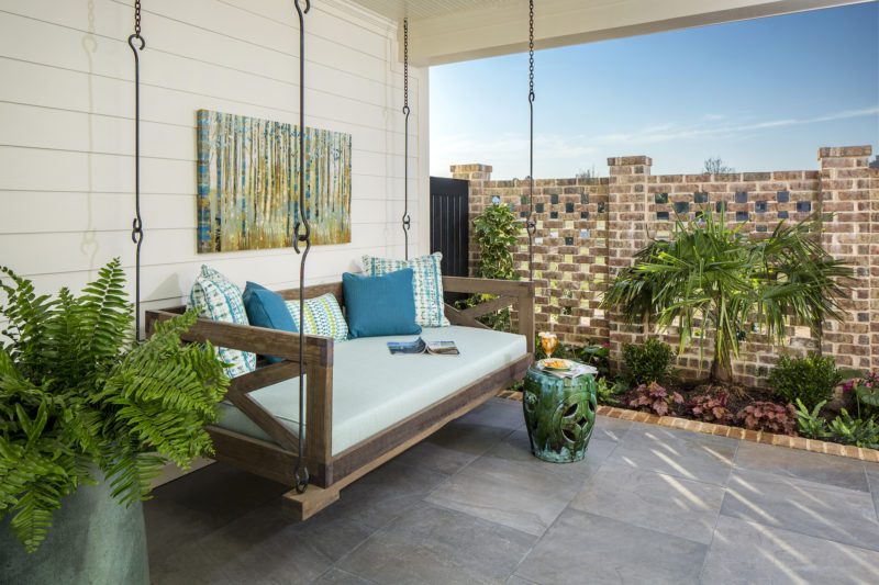 New home porch design