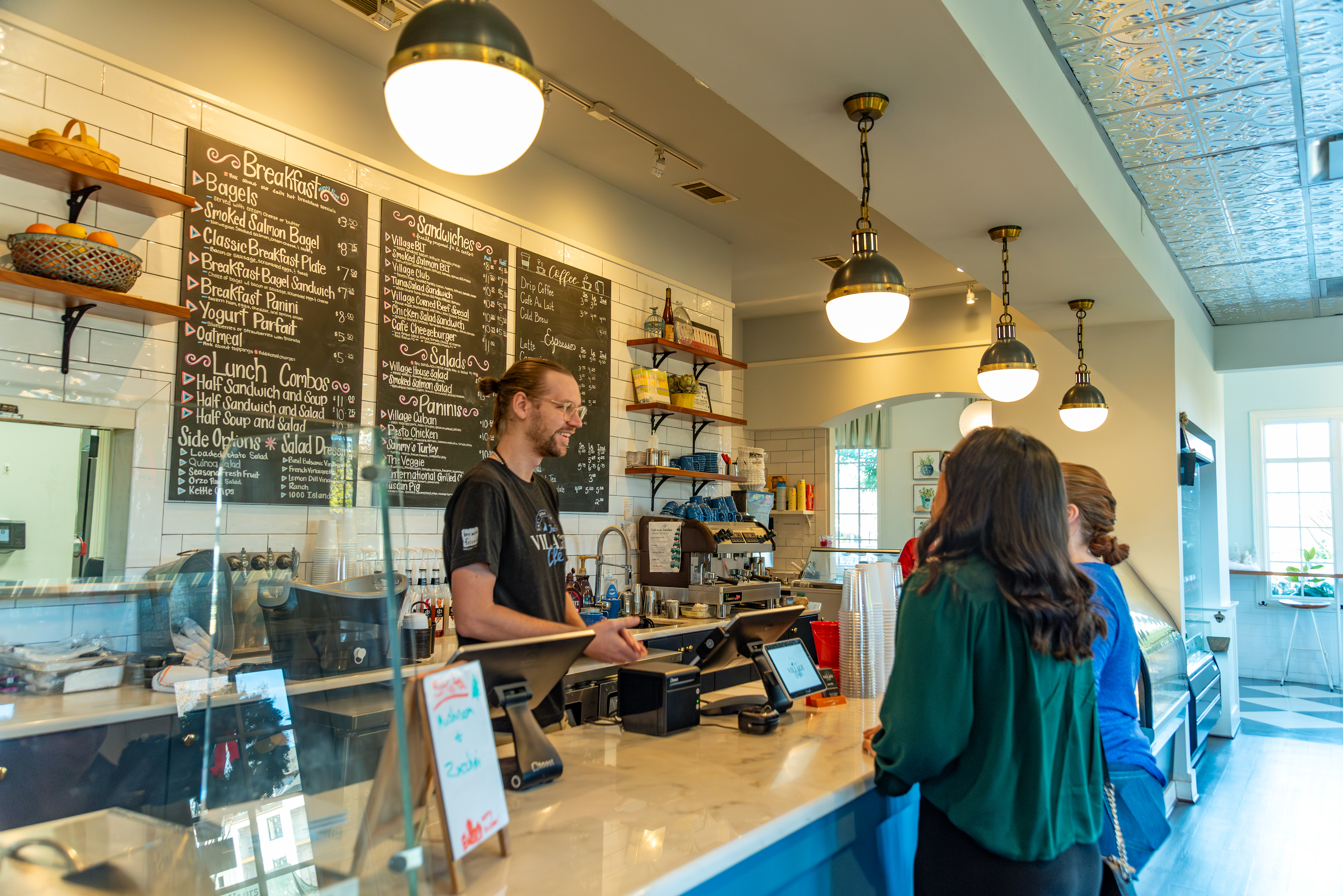 Woodside Dining - cafe